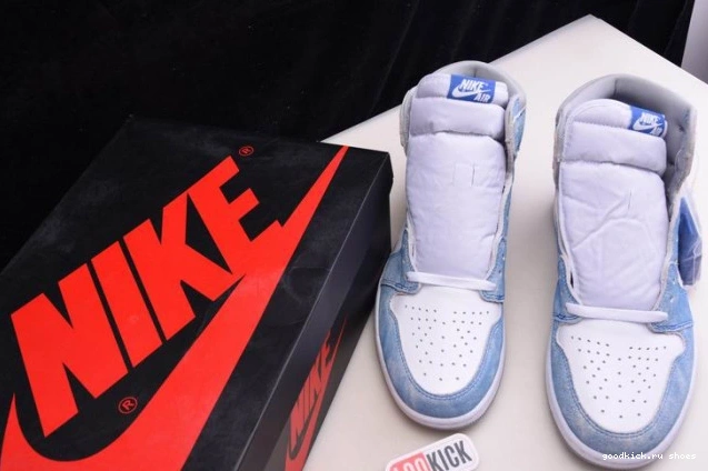 Royal Jordan Retro High OG 1 555088-402 Hyper 0714